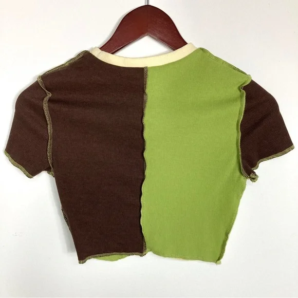 Bundle of 4 Crop Tops- 3 Tanks, 1 Tee- Size Small - Picture 6 of 16